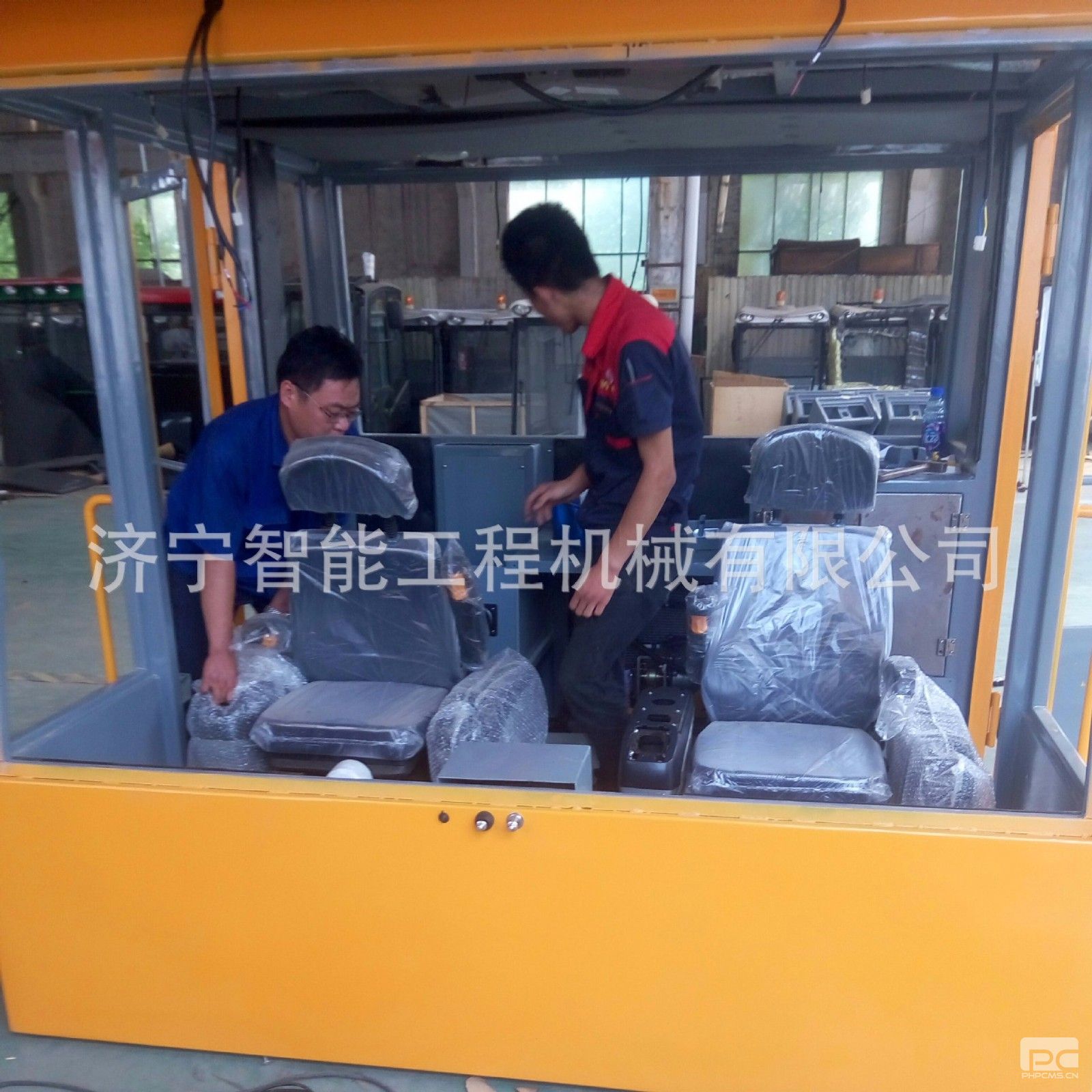 256673307.jpg 256673307.jpg